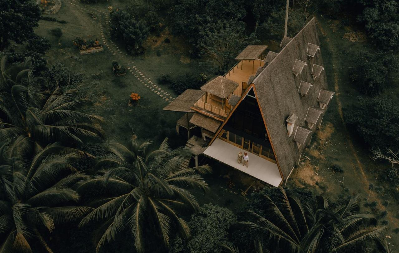 Camiguin Volcano Houses - A-Frame House Mambajao Eksteriør bilde