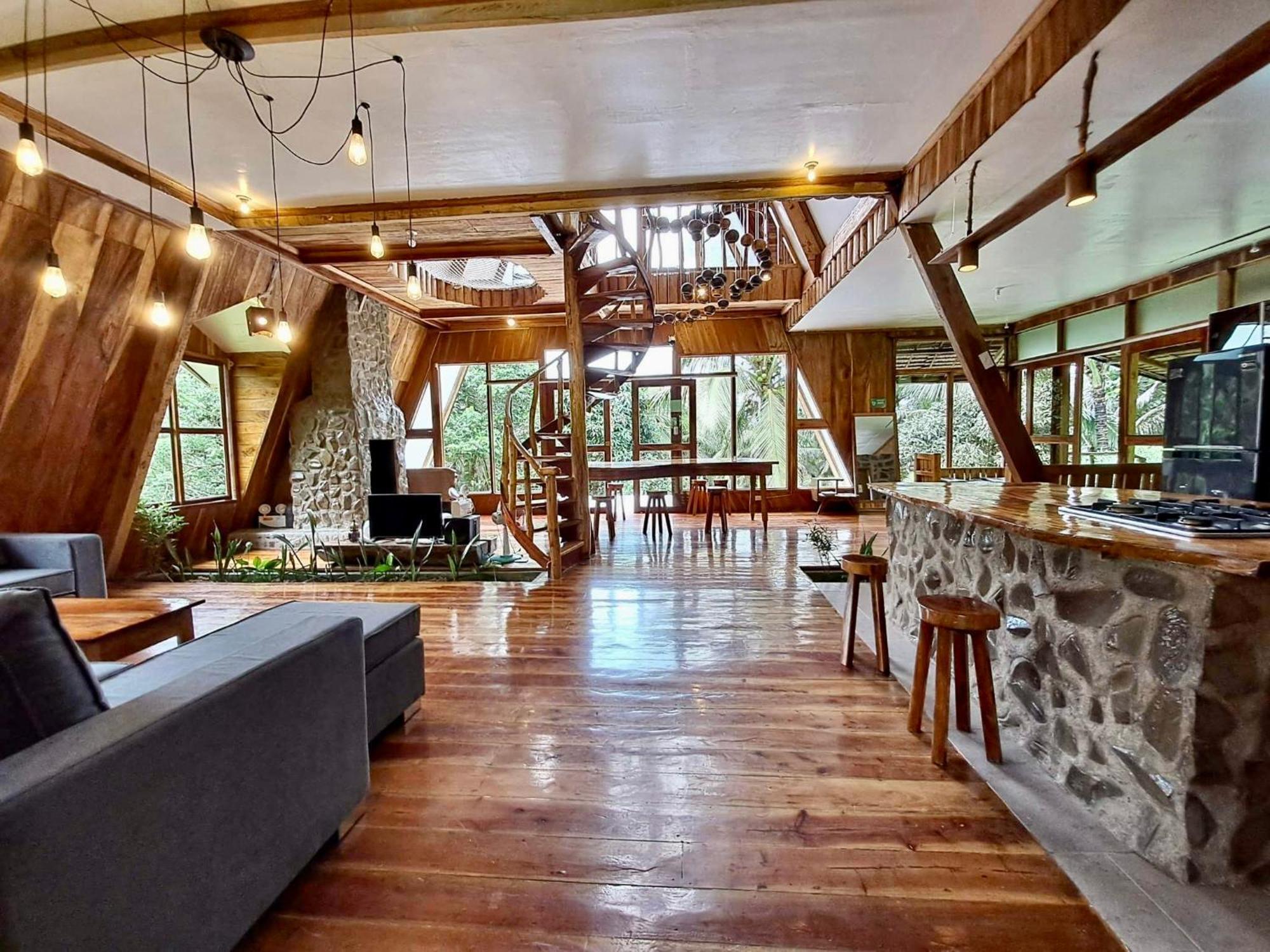 Camiguin Volcano Houses - A-Frame House Mambajao Eksteriør bilde