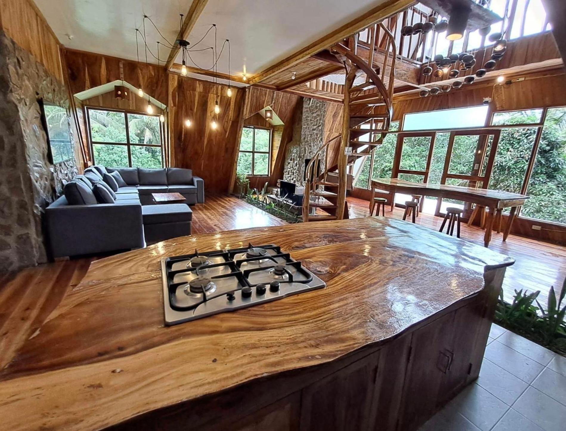 Camiguin Volcano Houses - A-Frame House Mambajao Eksteriør bilde